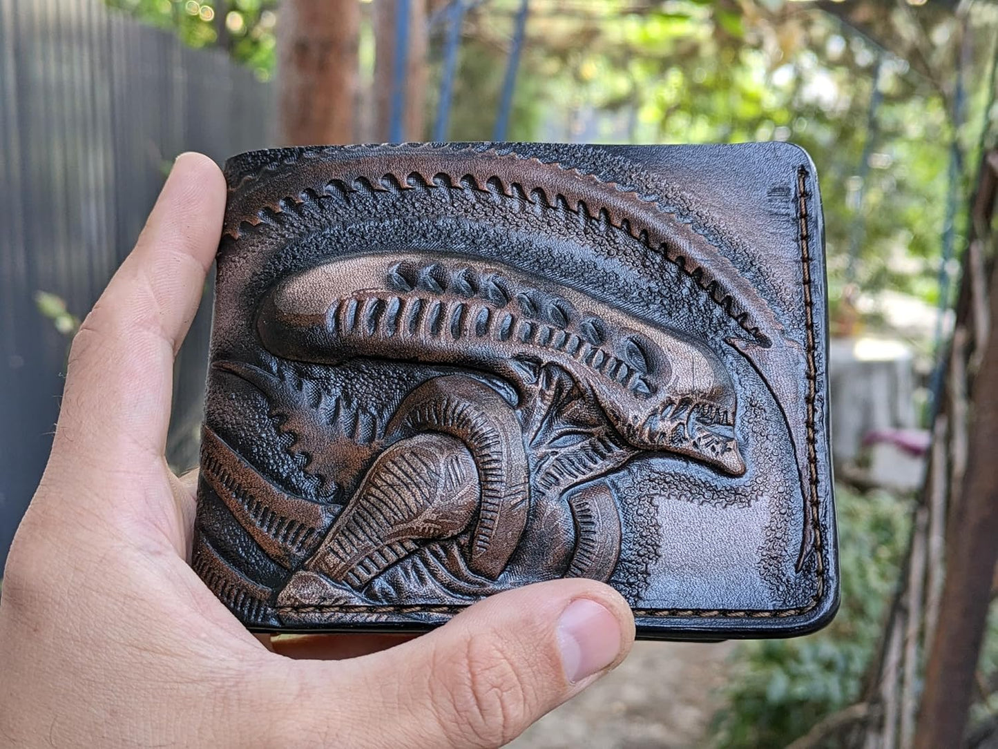 HOTMen's 3D Genuine Leather Wallet, Hand-Carved, Hand-Painted, Leather Carving, Custom wallet, Personalized wallet, Alien