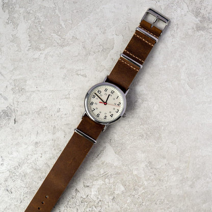 HOTBenchmark Leather Watch Band - Crazy Horse Oiled Leather One-Piece Watch Straps for Men or Women - 18mm, 20mm, 22mm or 24mm Widths