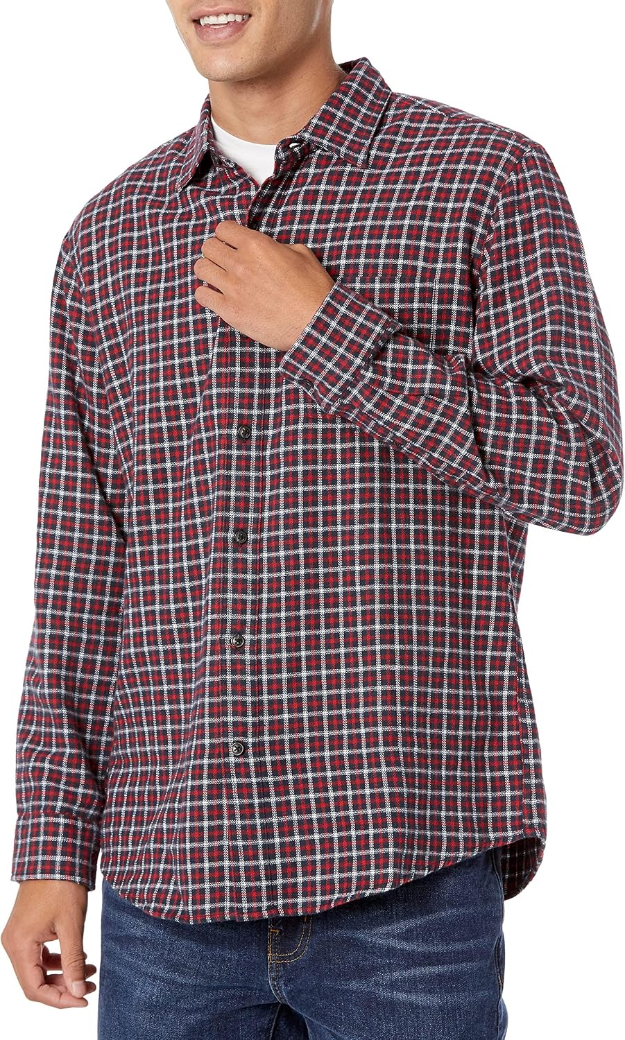 HOTAmazon Essentials Men's Regular Fit Long-Sleeve Flannel Shirt, Soft Brushed Cotton, Lightweight yet Warm