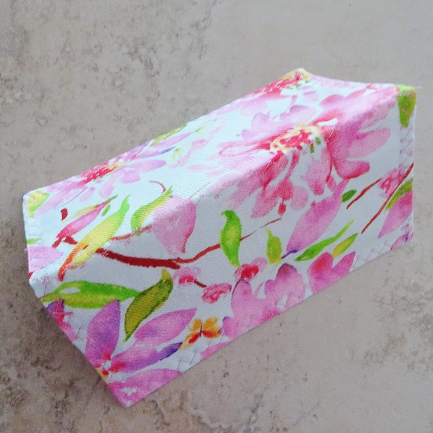 HOTCheckbook Cover - Billfold Wallet - Pink Floral Fabric Checkbook Organizer