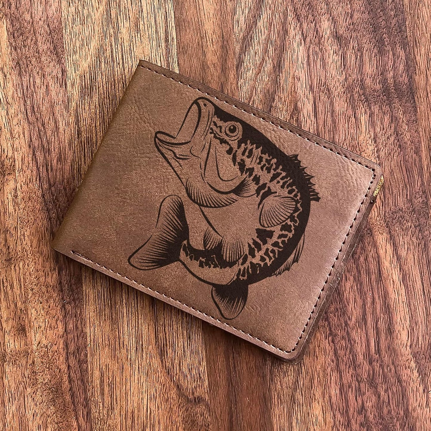 HOTFish Engraved Wallet - Perfect Gift for Fishing Enthusiasts on Father's Day, Birthdays or Christmas