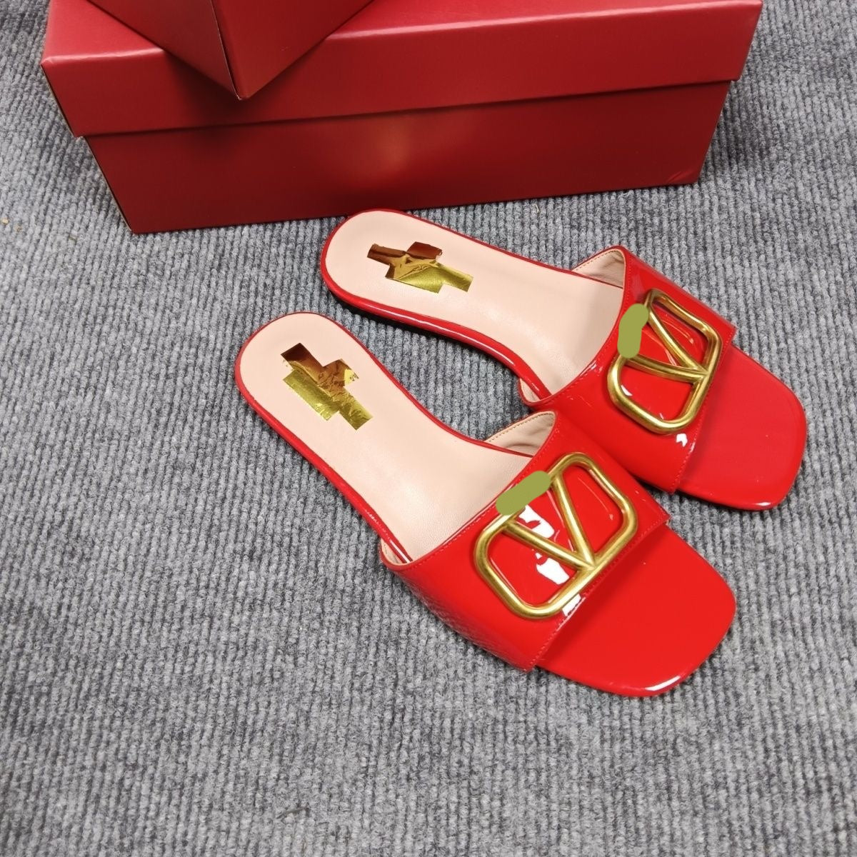Metal Logo Patent Leather Slide Sandals