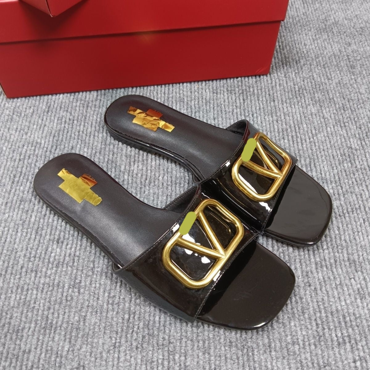 Metal Logo Patent Leather Slide Sandals