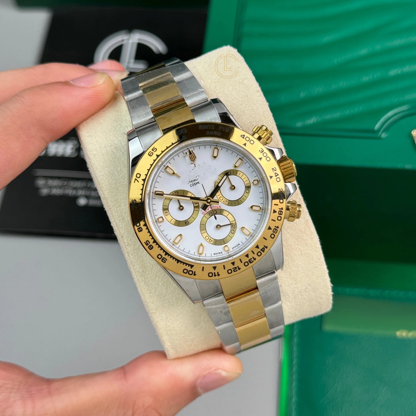 Sport Chronograph Two-Tone Watch, Panda Dial Men's Steel-Gold Band Wristwatch, Luxury Waterproof Chronograph