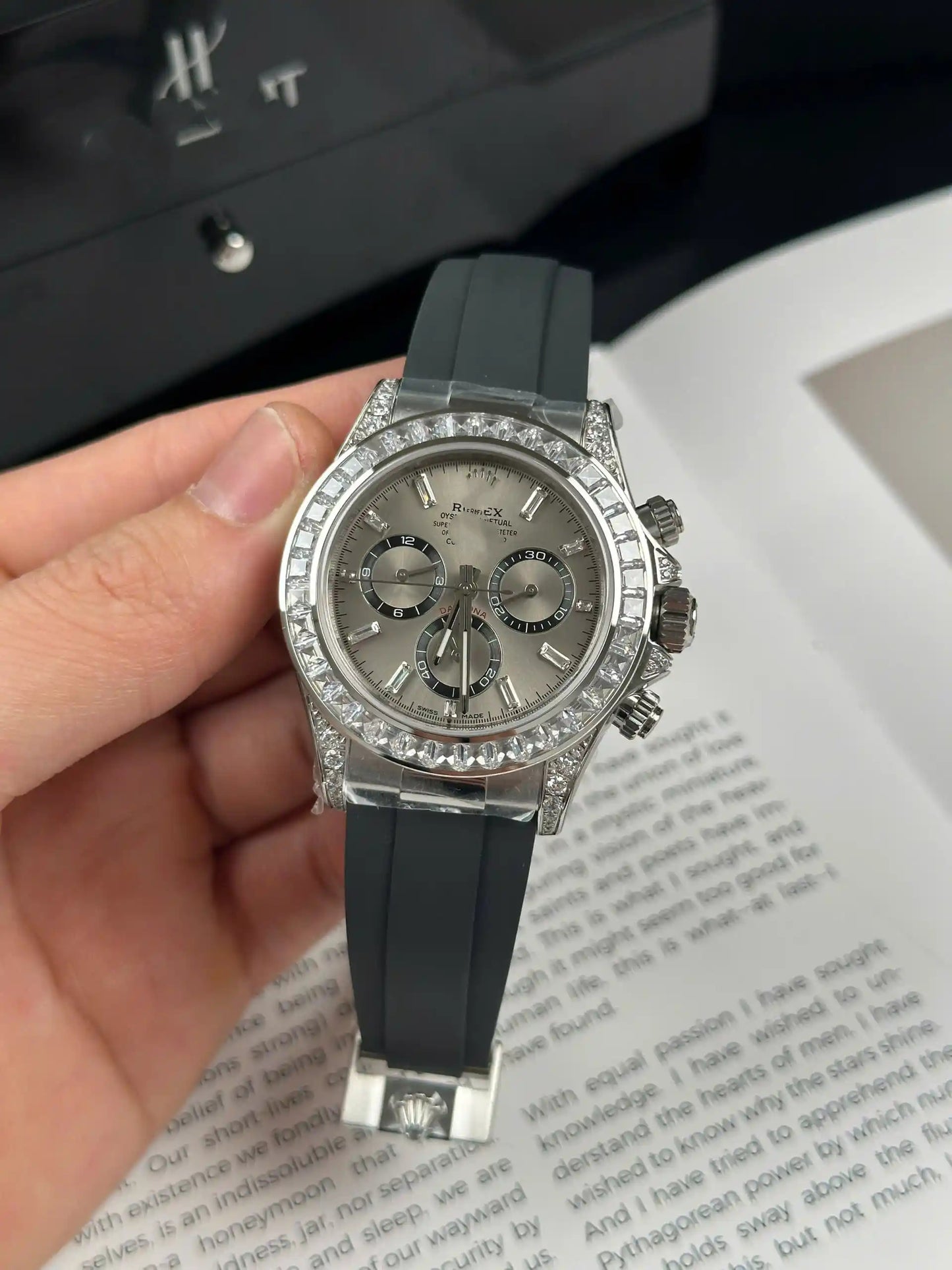 Men's Chronograph Watch With Diamond Bezel And Rubber Strap