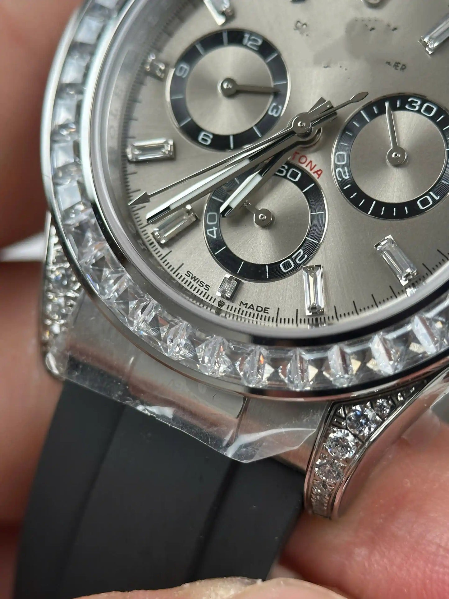 Men's Chronograph Watch With Diamond Bezel And Rubber Strap